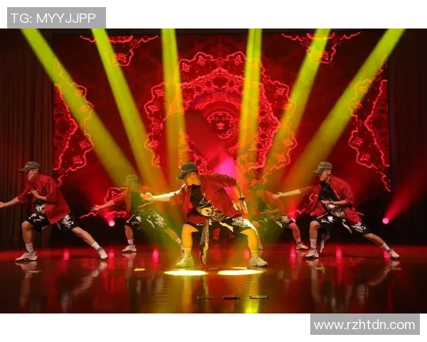 全国街舞大赛特别报道南京街舞队从默默无闻到璀璨夺目的成长历程