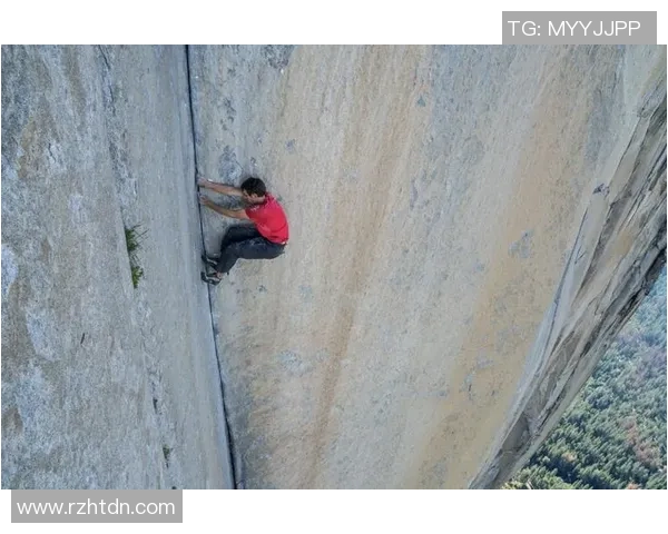 攀登人生的巅峰：黄伟与深度对话的攀岩故事