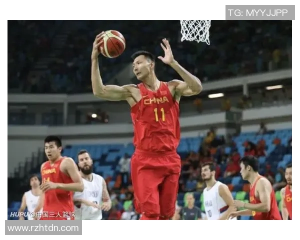 2012至2013赛季北京队与广东队巅峰对决回顾与精彩瞬间分析