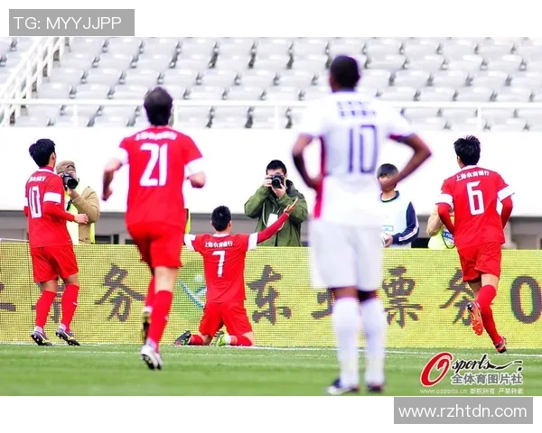 2017年7月上港对阵亚泰精彩比赛视频回顾与分析